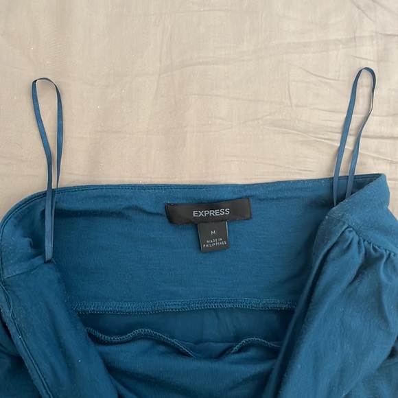 Two Express tops Size Medium - Picture 2 of 6